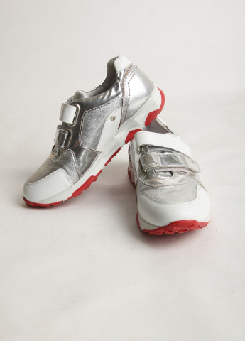Срібні осінні кросівки Palaris