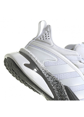 Белые летние кроссовки adidas ALPHARESPONSE