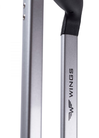 Чемодан пластиковый малый 55 см Wings 147 (200784945)