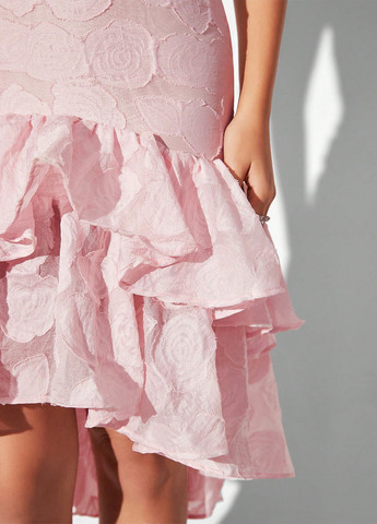 Светло-розовое праздничный платье годе, со шлейфом, с открытыми плечами, с открытой спиной SHEIN однотонное