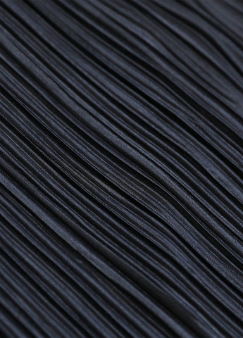 Черное кэжуал платье с открытой спиной SHEIN однотонное