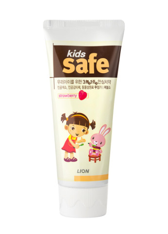 Дитяча зубна паста Kids Safe 3-12 років Полуниця, 90 г Lion Corea 8806325611486 (236506799)