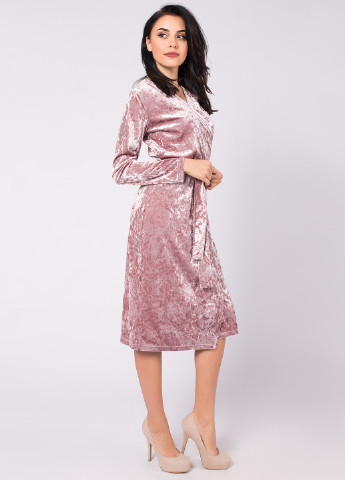 Светло-розовое кэжуал платье Garne однотонное