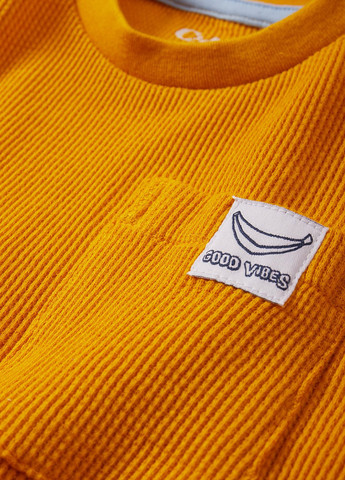 Гірчична літня футболка C&A