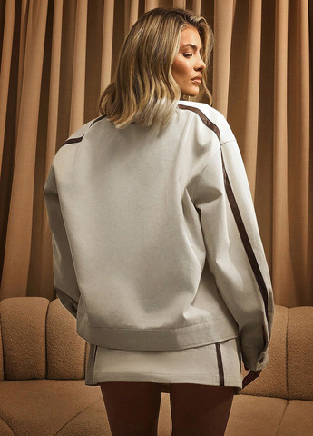 Кремовая демисезонная куртка байкерская SHEIN