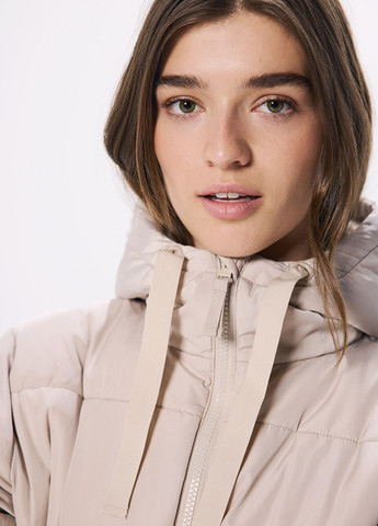 Бежевая демисезонная куртка Springfield