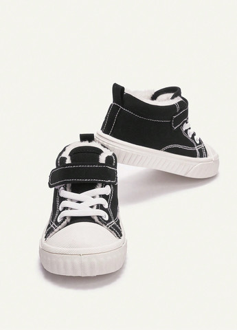 Черно-белые кеды SHEIN