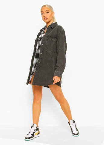 Темно-серое джинсовое платье рубашка Boohoo однотонное