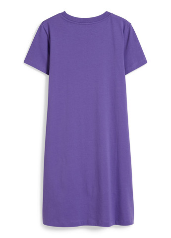 Фиолетовое кэжуал платье платье-футболка C&A однотонное