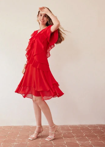 Красное коктейльное платье а-силуэт, клеш SHEIN однотонное