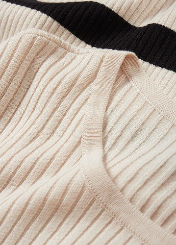 Бежевое кэжуал платье силуэтная, платье-свитер C&A в полоску