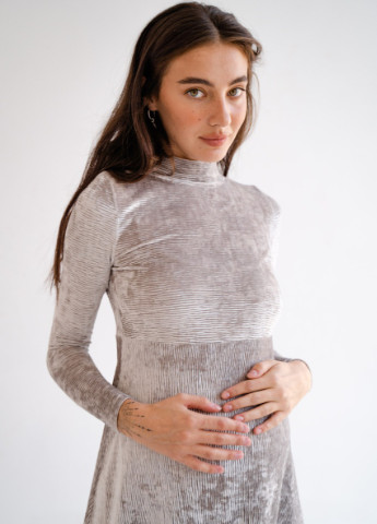 Светло-серое кэжуал платье для беременных, будущих мам из эластичной ткани To Be однотонное