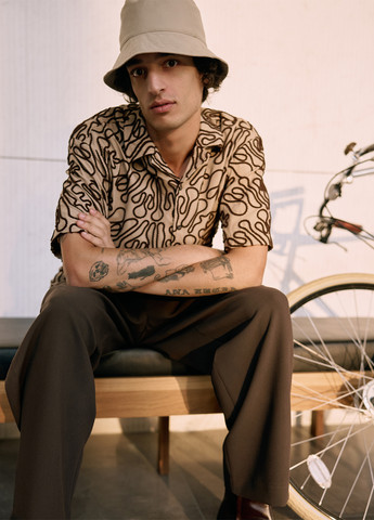 Светло-бежевая кэжуал рубашка с абстрактным узором KOTON