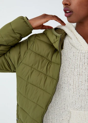 Оливкова (хакі) куртка легка,хакі, Pull & Bear