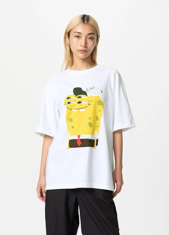 Белая футболка Uniqlo