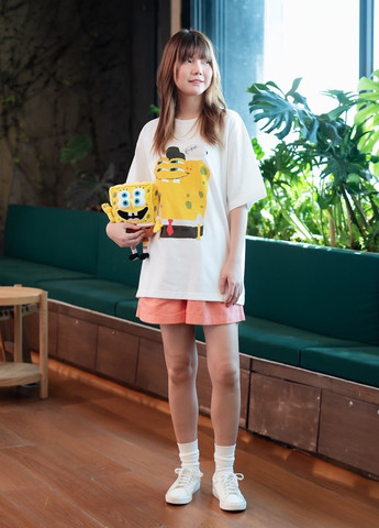 Белая футболка Uniqlo