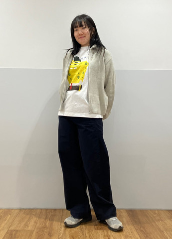 Белая футболка Uniqlo