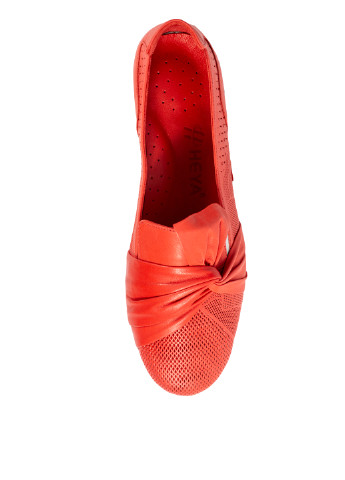 Красные мокасины Heya Shoes с перфорацией
