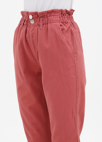 Темно-розовые кэжуал демисезонные укороченные, зауженные брюки Terranova