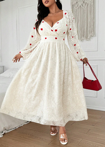 Кремовое праздничный платье в стиле ампир SHEIN сердечки