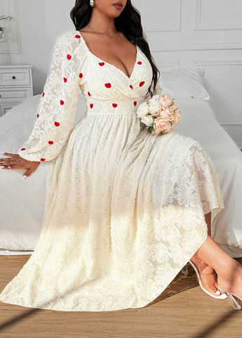 Кремовое праздничный платье в стиле ампир SHEIN сердечки