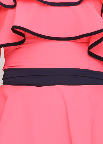 Розовое коктейльное платье Sassofono однотонное