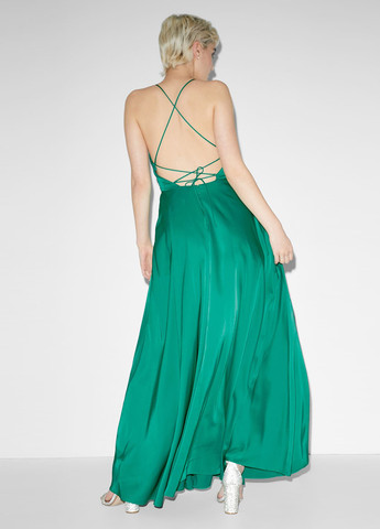 Зеленое вечернее, кэжуал платье с открытой спиной C&A однотонное