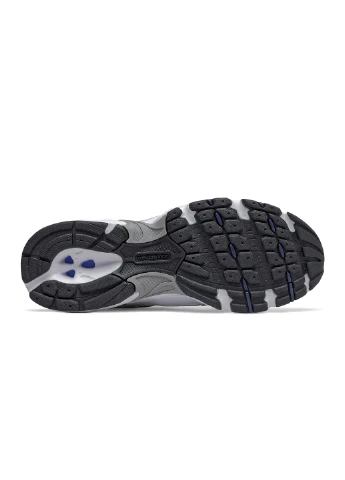 Белые демисезонные кроссовки mr530sg New Balance 530