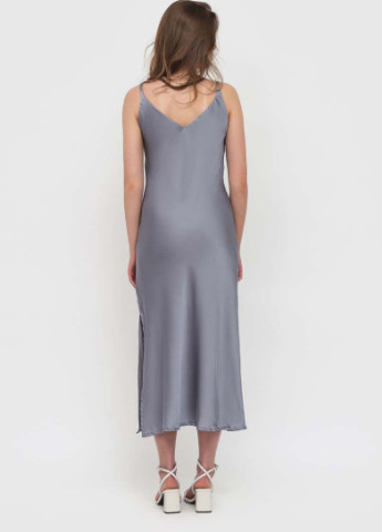 Серое кэжуал шелковое платье платье-комбинация BeART однотонное