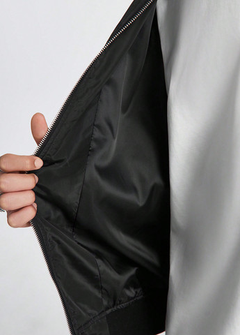 Бомбер SHEIN на блискавці (331536140)