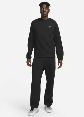 Черный свитшот fb7916-010 Nike однотонный без декора (367043690)
