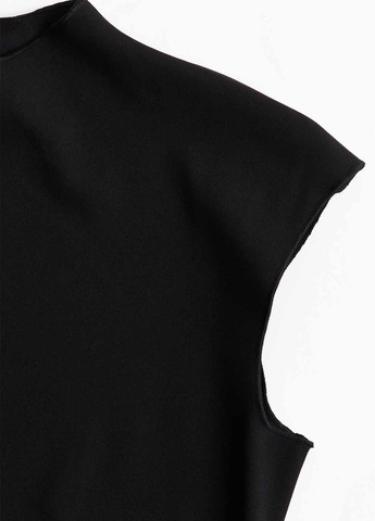 Черное кэжуал платье силуэтная H&M однотонное