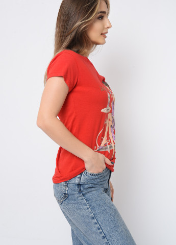 Красная летняя футболка женская красная с рисунком Let's Shop