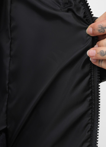 Черная демисезонная куртка The North Face