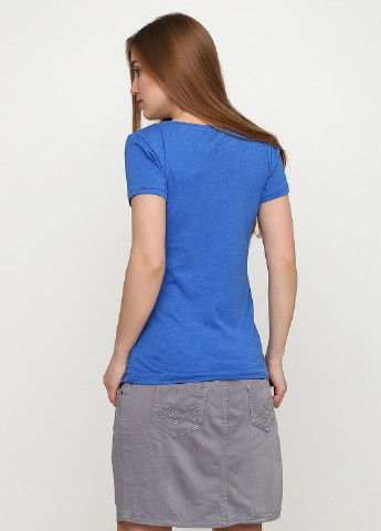 Синяя летняя футболка Colours