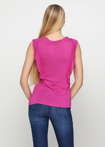 Розовая летняя футболка Terranova
