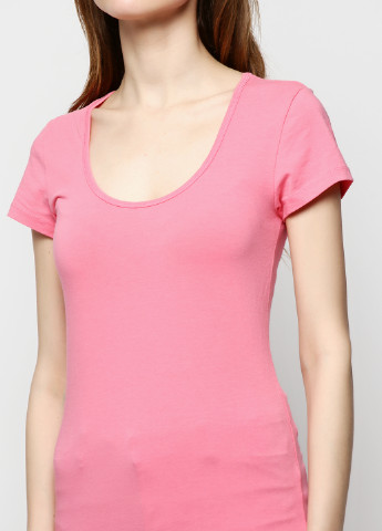 Розовая летняя футболка Only