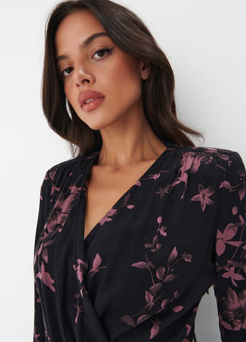 Чорно-білий кежуал сукня на запах Mohito з квітковим принтом