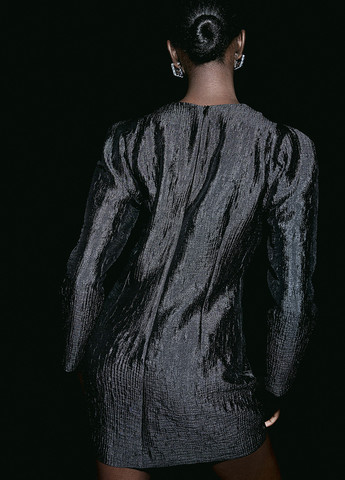 Черное вечернее, кэжуал платье H&M однотонное