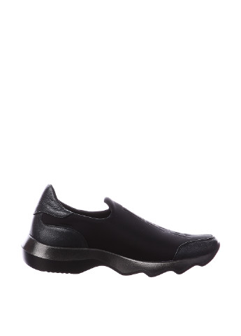 Чорні осінні кросівки Bellucci