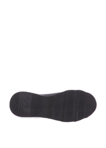 Черные демисезонные кроссовки Bellucci