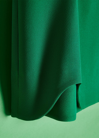 Зеленая кэжуал однотонная юбка Reserved а-силуэта (трапеция)