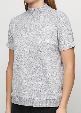 Светло-серая летняя футболка Gap
