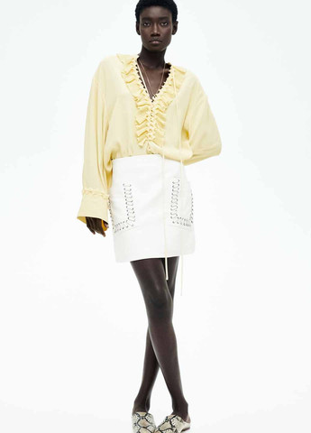 Кремовая кэжуал однотонная юбка H&M а-силуэта (трапеция)