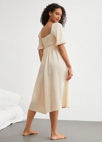 Светло-бежевое домашнее платье в стиле ампир SHEIN однотонное