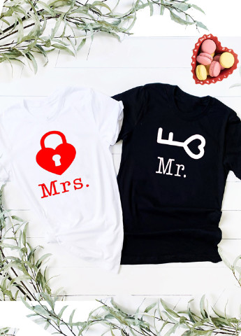 Біла демісезон футболка жіноча біла ідеальная пара mrs&mr Love&Live