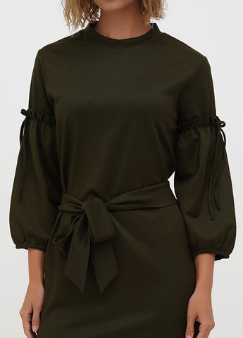 Оливкова (хакі) кежуал сукня Sassofono однотонна