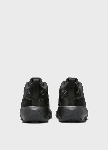Черные демисезонные кроссовки max aura 7 Jordan Jordan MAX AURA 7