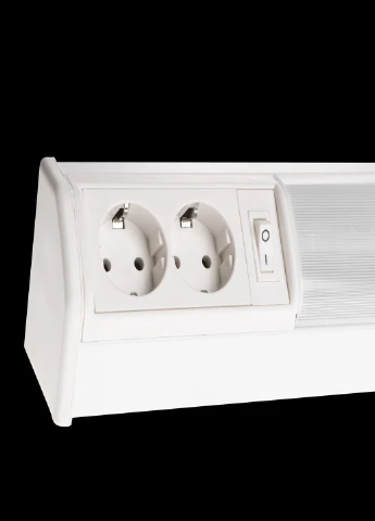 FLF-61/21W LT5 /L Люминесцентный линейный светильник с розеткой Brille (185913995)
