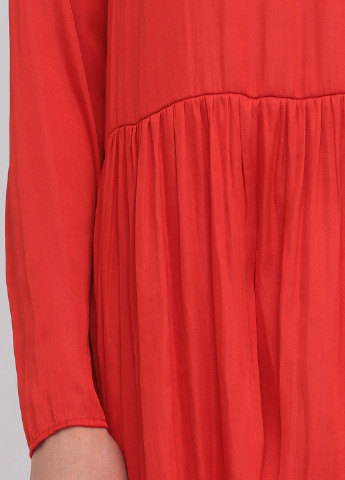 Красное кэжуал платье оверсайз H&M однотонное